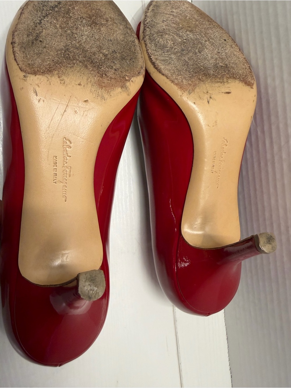 Salvatore Ferragamo CARLA 70 Patent Ribbon Pump Red 9-1/2 C - Picture 11 of 16